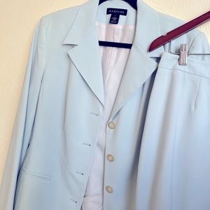 Harold’s pants suit